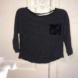 Short Sleeve Grey and black stripe crop top